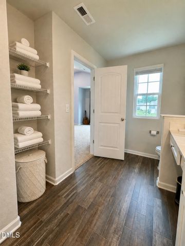 176 Old Head Way, Fuquay Varina, NC 27526