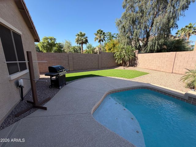 3754 S WINDSTREAM Place, Chandler, AZ 85286