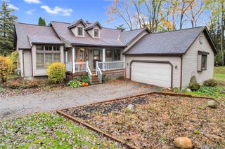 8127 Goldenrod Court, Green Oak Township, MI 48116