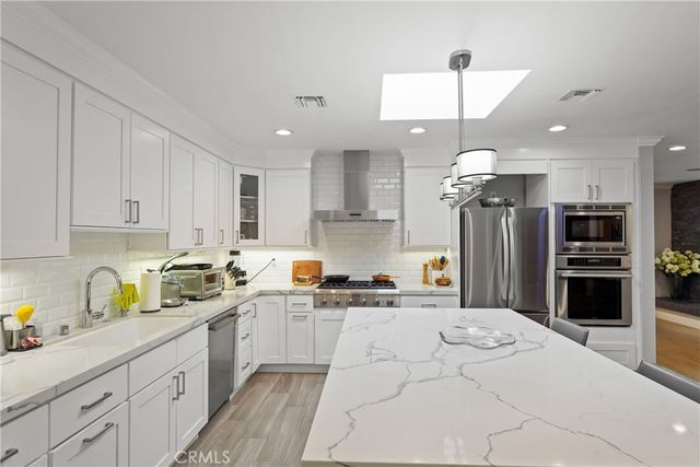 4434 Nogales Drive, Tarzana, CA 91356