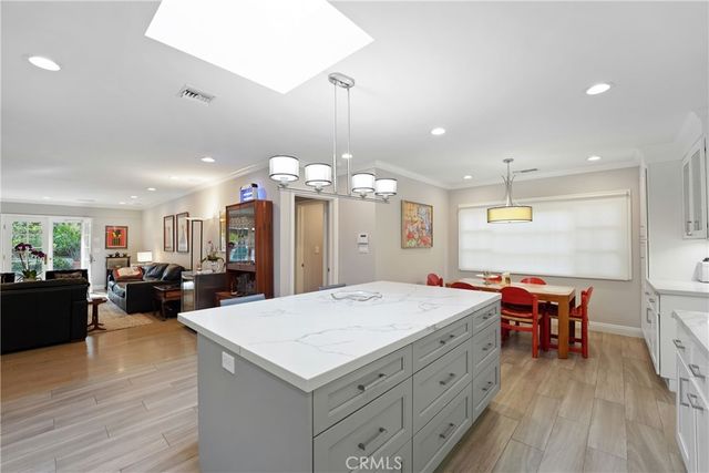 4434 Nogales Drive, Tarzana, CA 91356