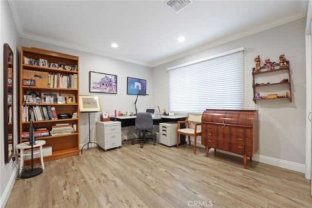 4434 Nogales Drive, Tarzana, CA 91356