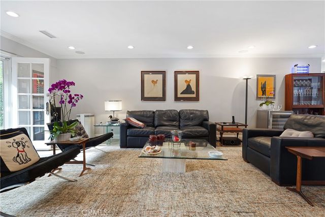 4434 Nogales Drive, Tarzana, CA 91356