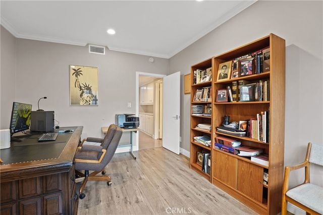 4434 Nogales Drive, Tarzana, CA 91356