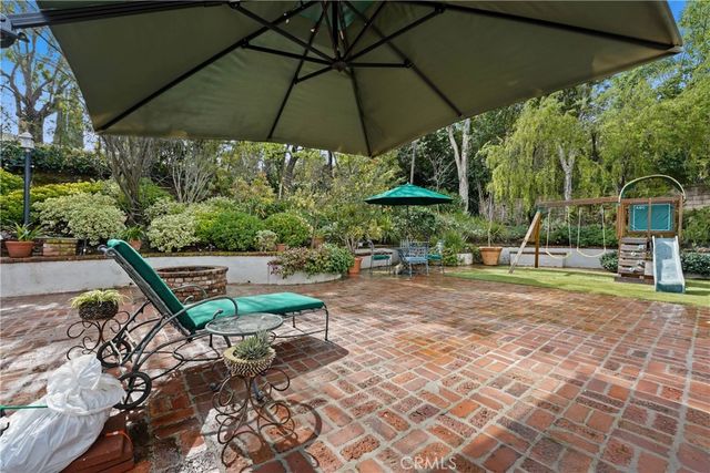 4434 Nogales Drive, Tarzana, CA 91356