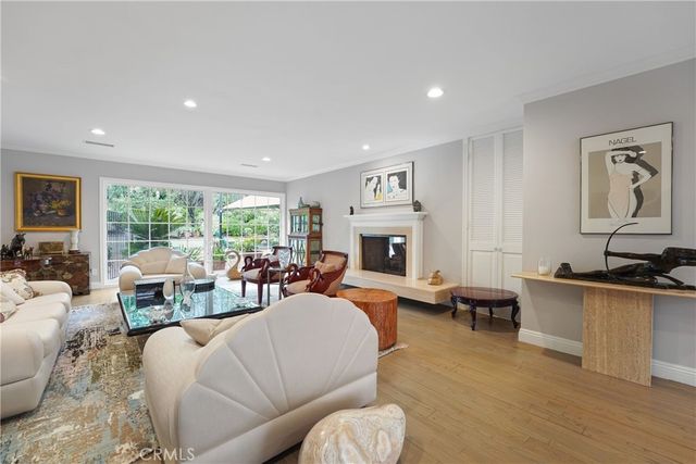 4434 Nogales Drive, Tarzana, CA 91356