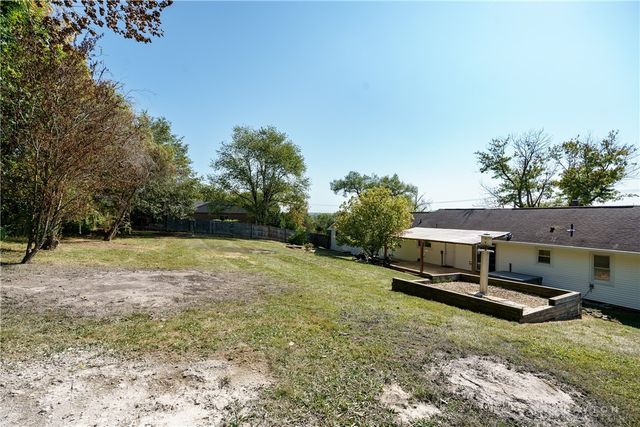 437 N Main Street, Waynesville, OH 45068