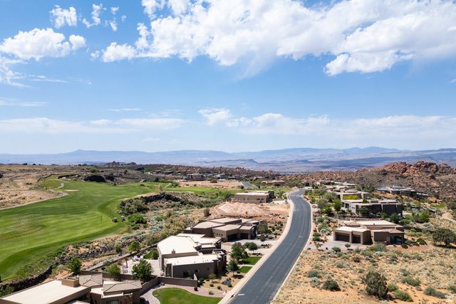 4850 N PETROGLYPH DR, St. George, UT 84770