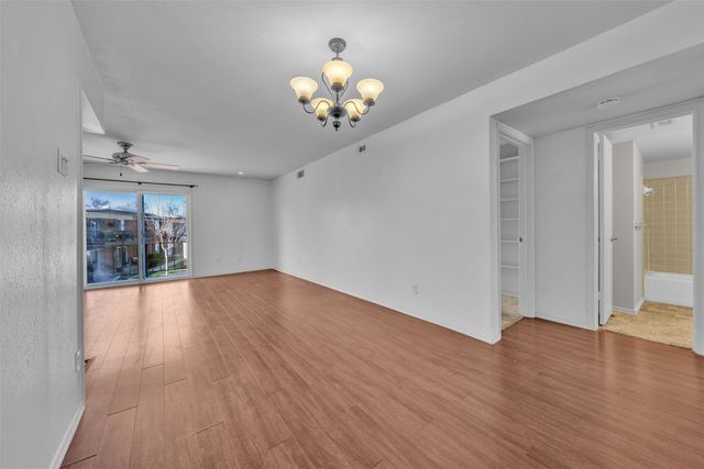 4016 Ridglea Country Club Drive, Fort Worth, TX 76126