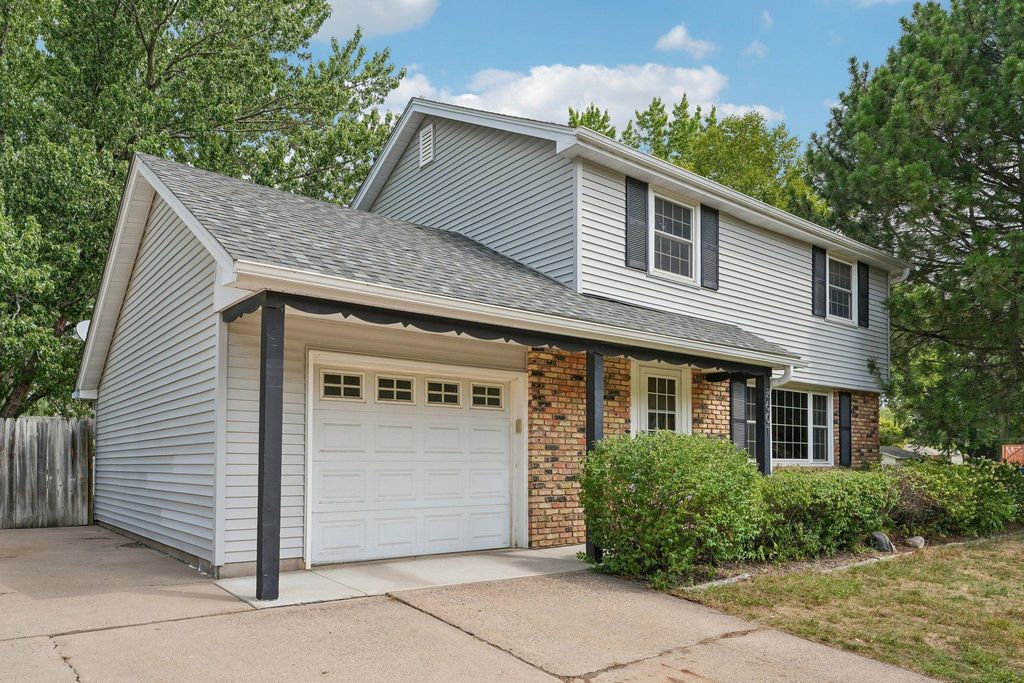 2601 103rd Avenue NW, Coon Rapids, MN 55433 — photo 3