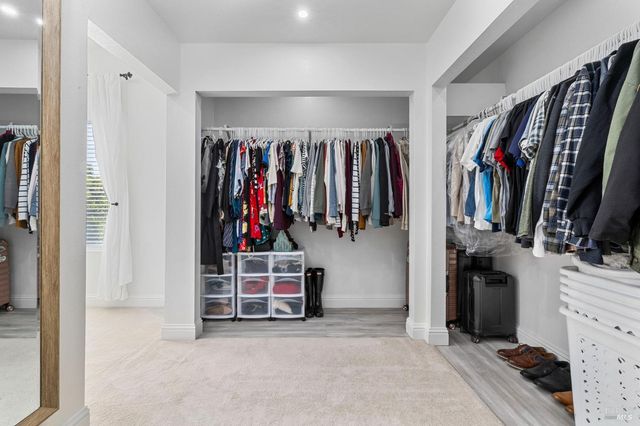 5328 Daniel Dr, Rohnert Park, CA 94928