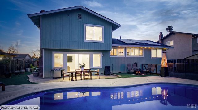 5328 Daniel Dr, Rohnert Park, CA 94928