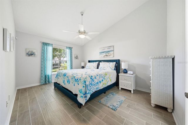 220 JUNIPER WAY, Tavares, FL 32778