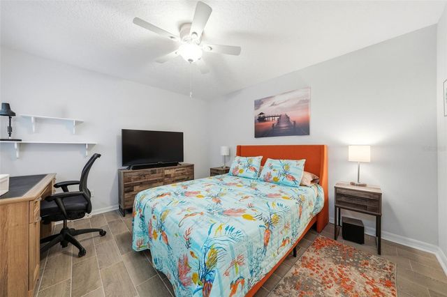 220 JUNIPER WAY, Tavares, FL 32778