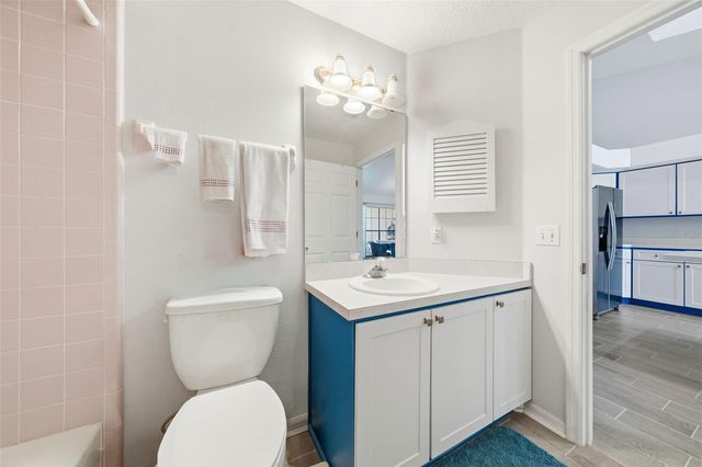 220 JUNIPER WAY, Tavares, FL 32778