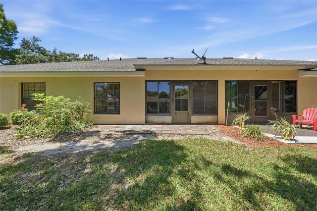 220 JUNIPER WAY, Tavares, FL 32778