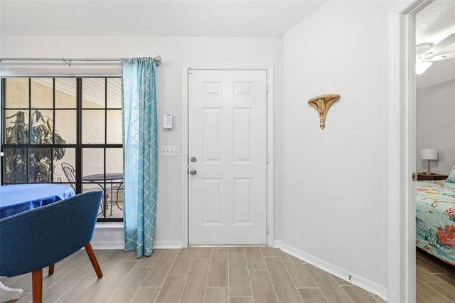 220 JUNIPER WAY, Tavares, FL 32778