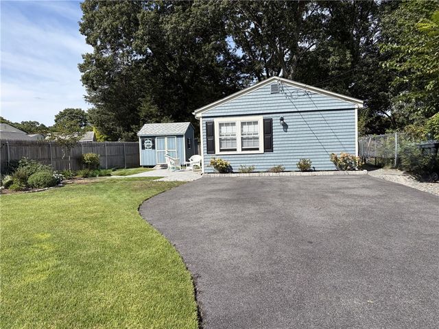 103 Darrow Drive, Warwick, RI 02886