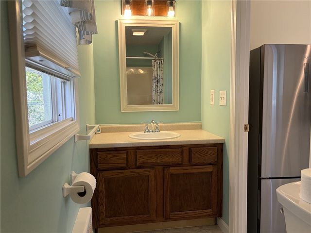 103 Darrow Drive, Warwick, RI 02886