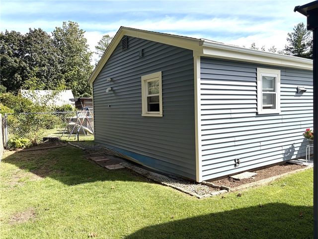 103 Darrow Drive, Warwick, RI 02886