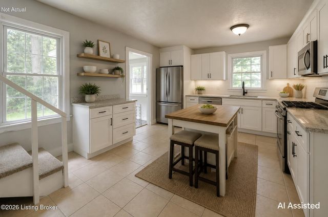 1536 Eskridge Ln, Louisville, KY 40216