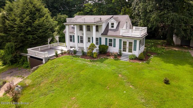 1536 Eskridge Ln, Louisville, KY 40216