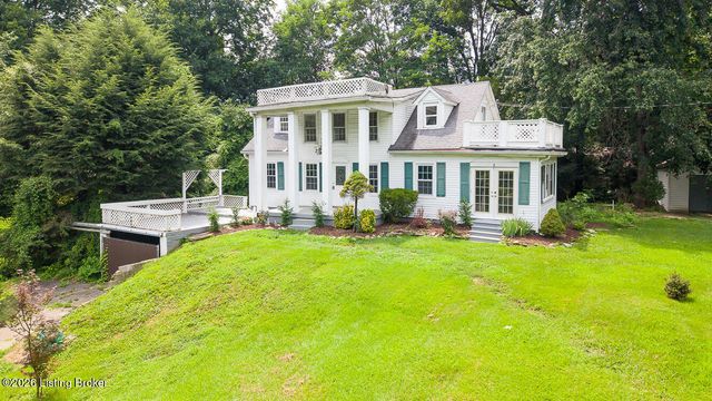 1536 Eskridge Ln, Louisville, KY 40216