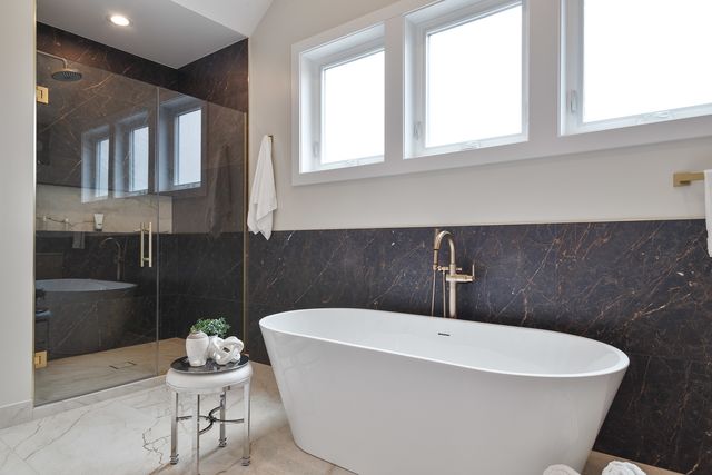 1719 W Foster Avenue, Chicago, IL 60640