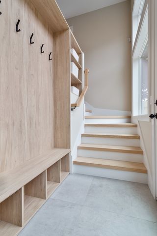 1719 W Foster Avenue, Chicago, IL 60640