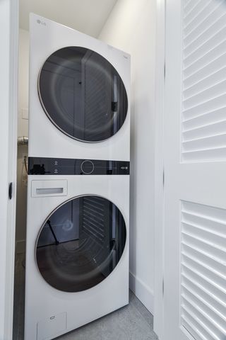 1719 W Foster Avenue, Chicago, IL 60640