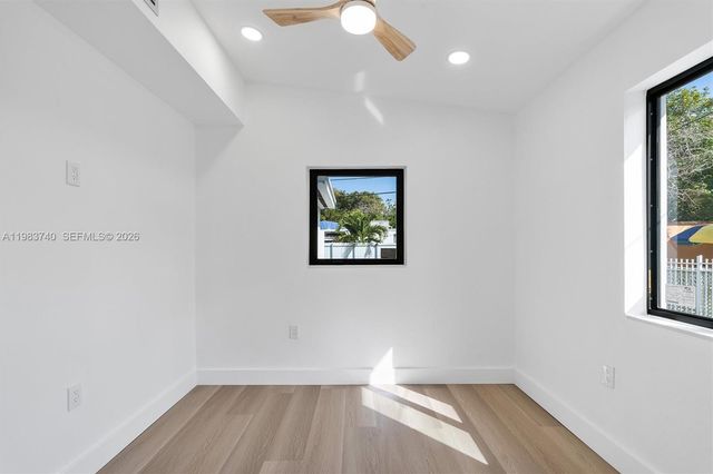 3621 SW 48th Ave, West Park, FL 33023