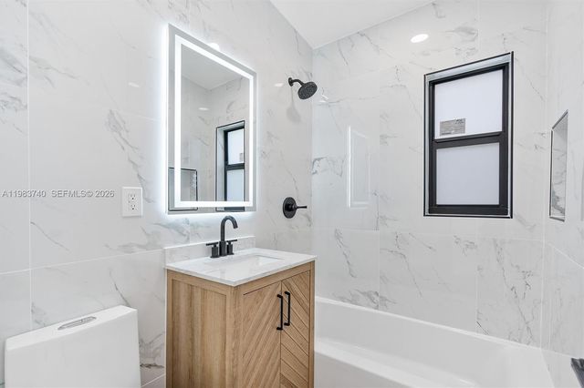 3621 SW 48th Ave, West Park, FL 33023