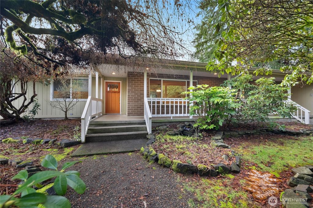 1817 Allegro Drive SE, Olympia, WA 98501