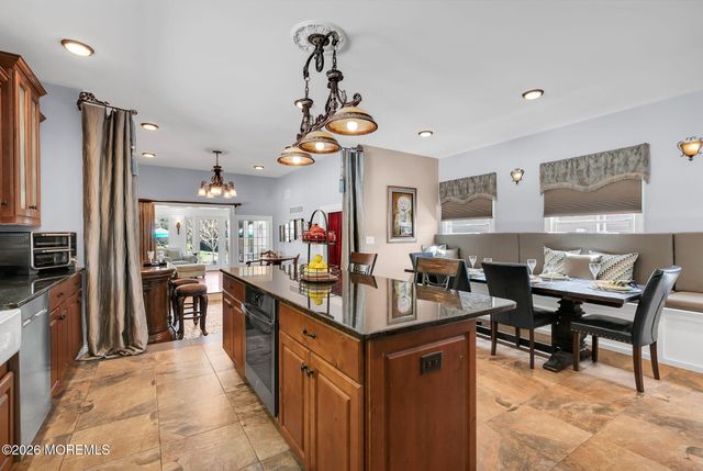 204 Pine Place, Red Bank, NJ 07701