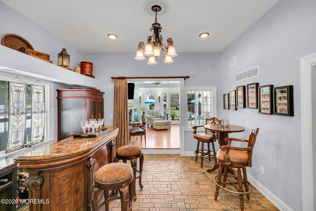 204 Pine Place, Red Bank, NJ 07701