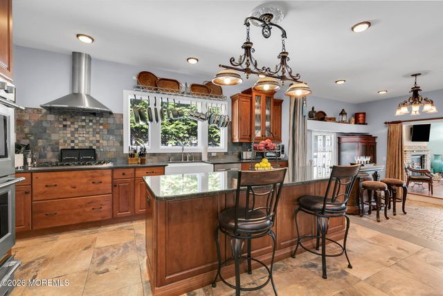 204 Pine Place, Red Bank, NJ 07701