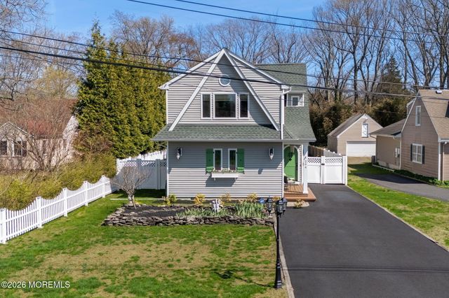 204 Pine Place, Red Bank, NJ 07701