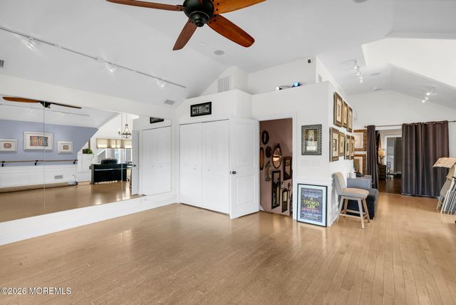 204 Pine Place, Red Bank, NJ 07701