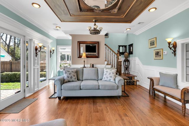 204 Pine Place, Red Bank, NJ 07701