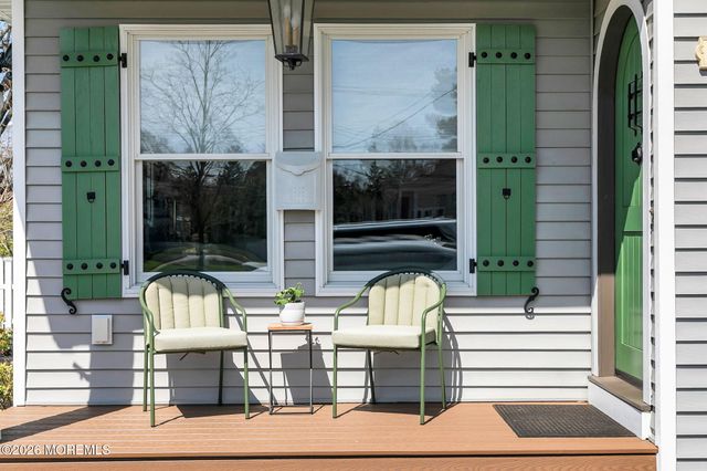 204 Pine Place, Red Bank, NJ 07701