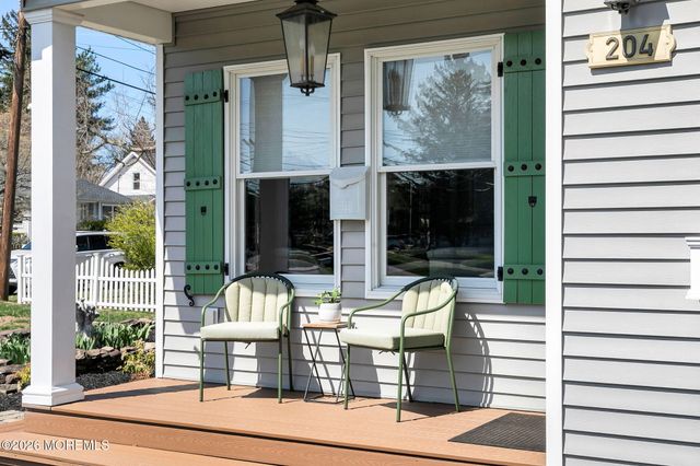 204 Pine Place, Red Bank, NJ 07701