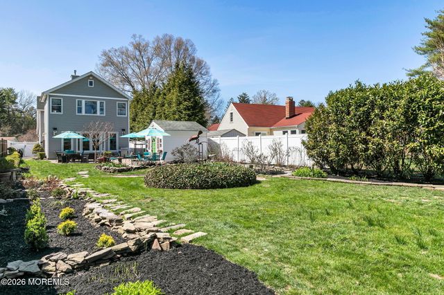 204 Pine Place, Red Bank, NJ 07701
