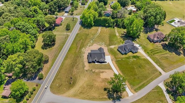 101 Maxmillian Drive, Greensboro, NC 27406
