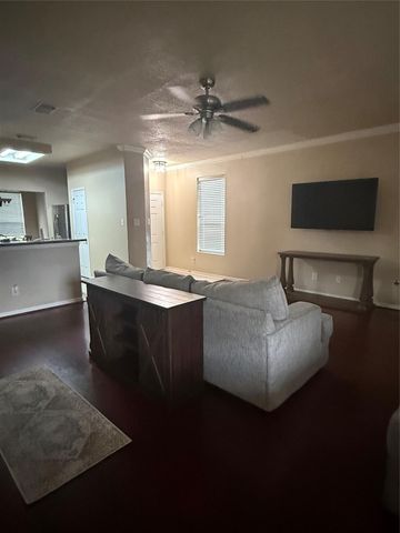 18519 Knob Hill Lake Lane, Humble, TX 77346
