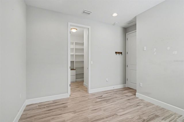 1011 VICTORIA HILLS DRIVE S, Deland, FL 32724