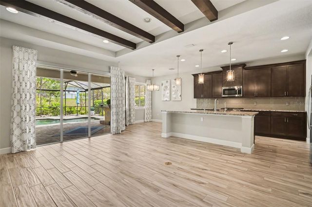 1011 VICTORIA HILLS DRIVE S, Deland, FL 32724