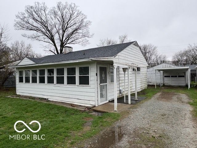 2025 S Lazy Creek Drive, Muncie, IN 47302