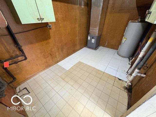 2025 S Lazy Creek Drive, Muncie, IN 47302