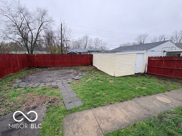 2025 S Lazy Creek Drive, Muncie, IN 47302