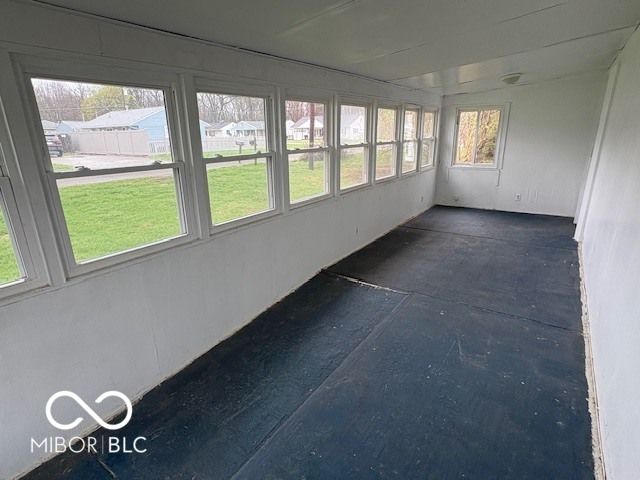 2025 S Lazy Creek Drive, Muncie, IN 47302